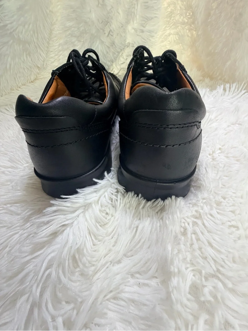 Ecco Men's Black Leather Boat Shoes with Moc Toe Lace-Up